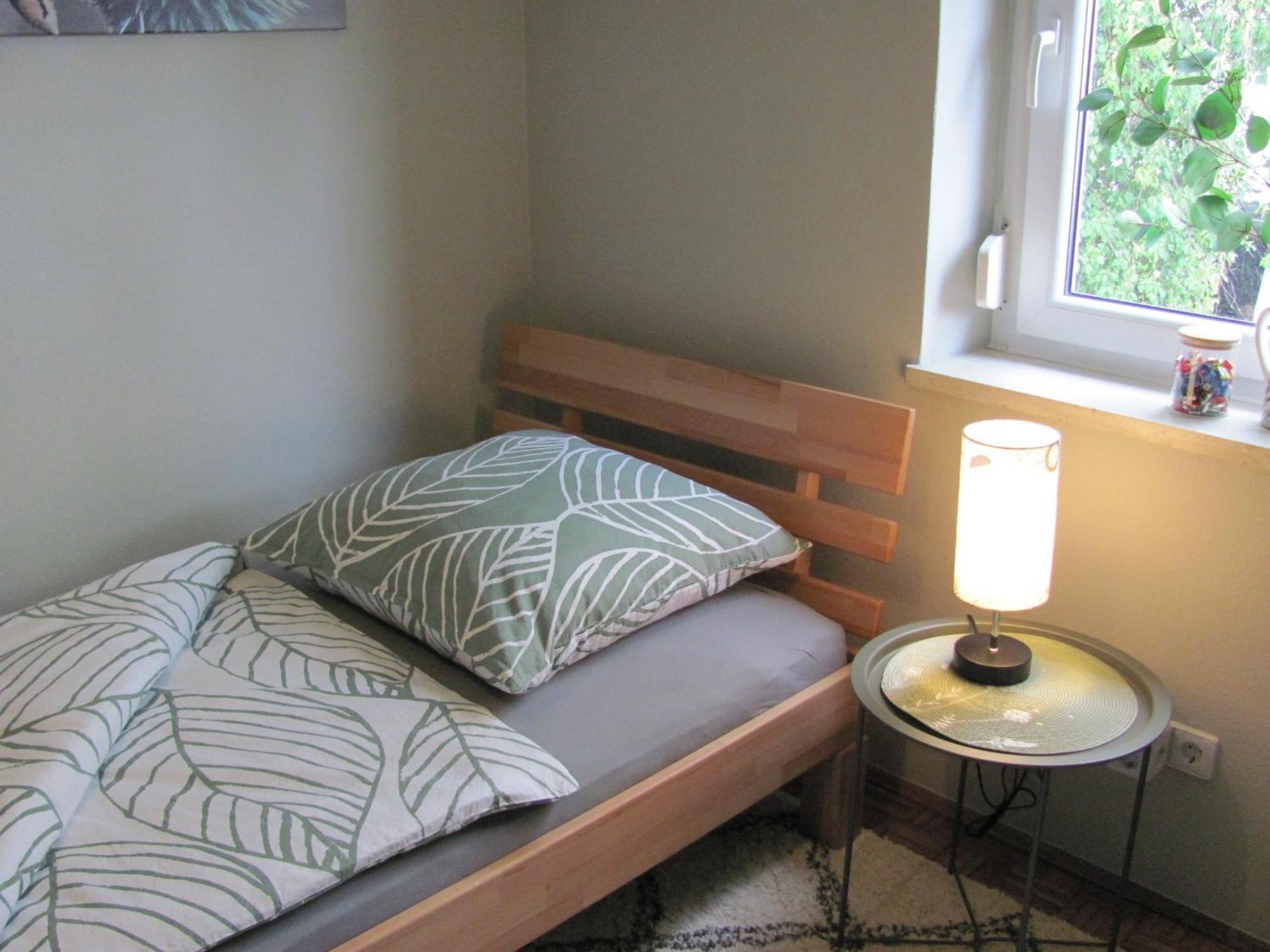 #3 Gemuetliches Ruhiges Zimmer Gartenblick, Gemeinschaftsbad W-Lan Airport Nah Gelegen Mit Late Night Check In Haus Nr 9,5 Trunkelsberg Екстериор снимка
